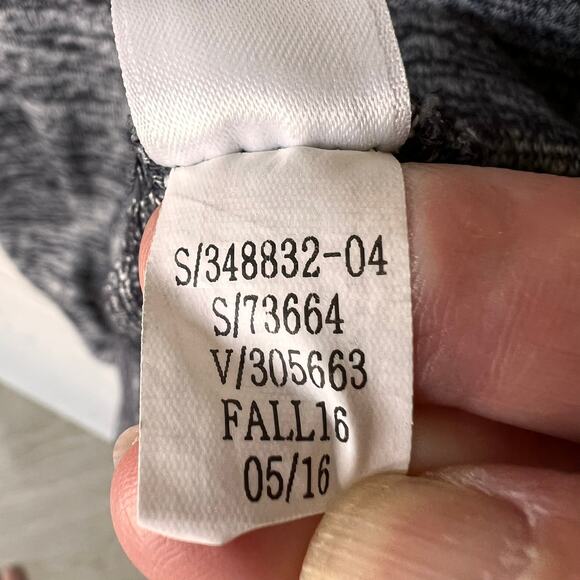 Athleta Top Womens Size XS Gray & Navy Pose Open T Back Draped Sweater Oversized - Picture 15 of 16